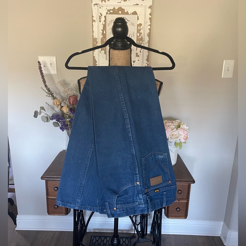 Men’s Wrangler boot Cut Jean’s